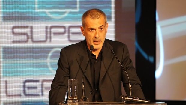 Με 16 ομάδες στη Super League από το 2015-16