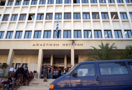 12μηνη φυλάκιση στον υποψήφιο της Χρυσής Αυγής που χαστούκισε 3 γυναίκες