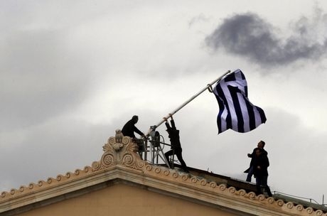 «Η Ελλάδα θα χρεοκοπήσει», λέει το 62% των ερωτηθέντων