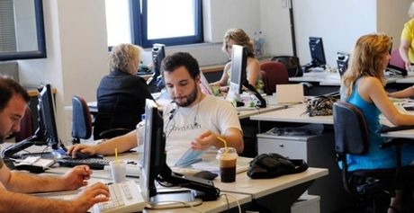 Προσλήψεις 5.590 συμβασιούχων στους δήμους για το 2013