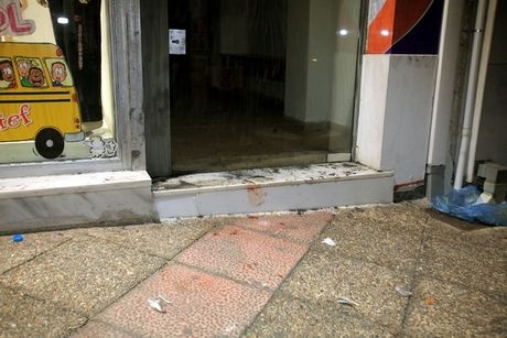 Ένας νεκρός μετά από συμπλοκή σε καφετέρια με πολιτικό υπόβαθρο