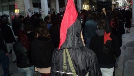 Αντιεξουσιαστές κατέλαβαν ραδιοφωνικό σταθμό στην Πάτρα