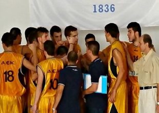 Νίκη στην πρεμιέρα οι νέοι