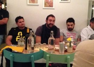 «Νιώθουμε υποχρεωμένοι στον κόσμο»