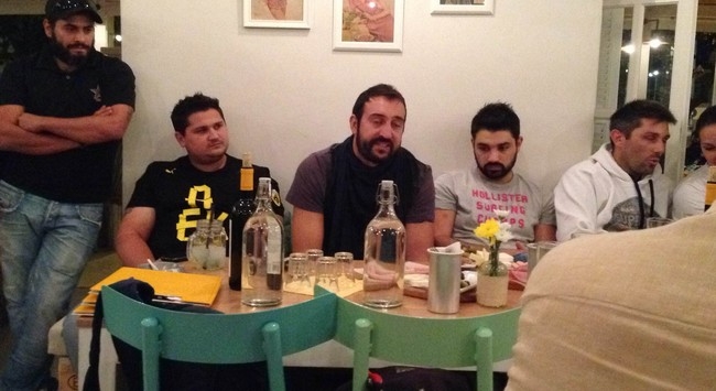 «Νιώθουμε υποχρεωμένοι στον κόσμο»