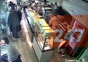 Video: Κοστουμαρισμένος πορτοφολάκιας στο κέντρο της Αθήνας