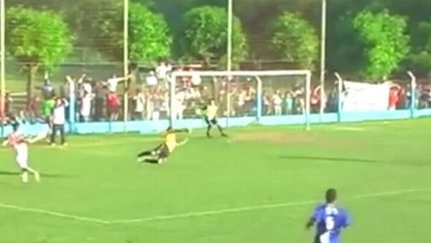 Γκολ από αναπληρωματικό! (vid) Γκολ από αναπληρωματικό! (vid)