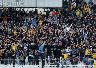 Λίγα τα εισιτήρια, τεράστιος ο κόσμος