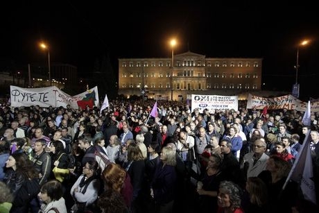 Η ελληνική Αριστερά σε συμμαχία με τους φασίστες και τους κομμουνιστές