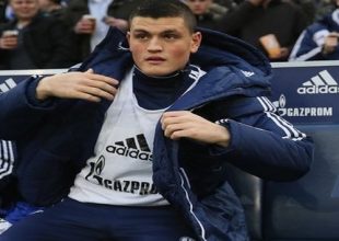 Με… αύρα Παπαδόπουλου η Σάλκε