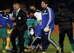 Άφησαν τον Ροναλντίνιο χωρίς… παπούτσια