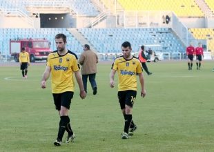 Φωνές, σπασίματα και… γαλλικά στα αποδυτήρια!
