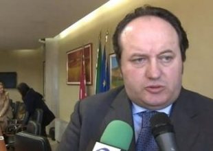 Συμφωνητικό Ιταλού πολιτικού περιελάμβανε και σεξ με τη γραμματέα του