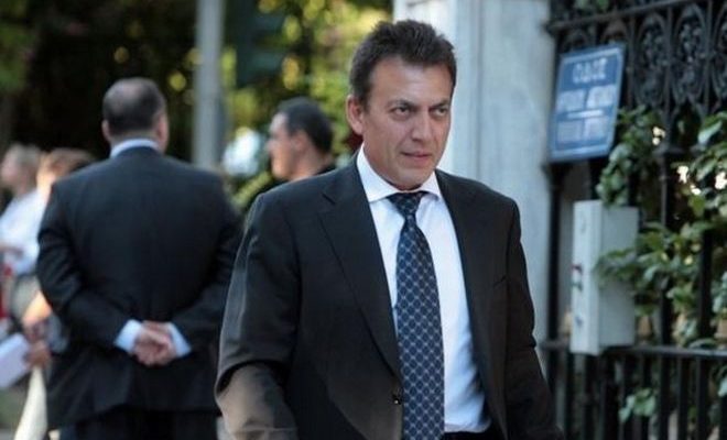 Βρούτσης: Διασφαλισμένες συντάξεις και μισθοί
