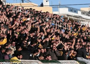 Σε όλα τα γήπεδα της γης (vids)