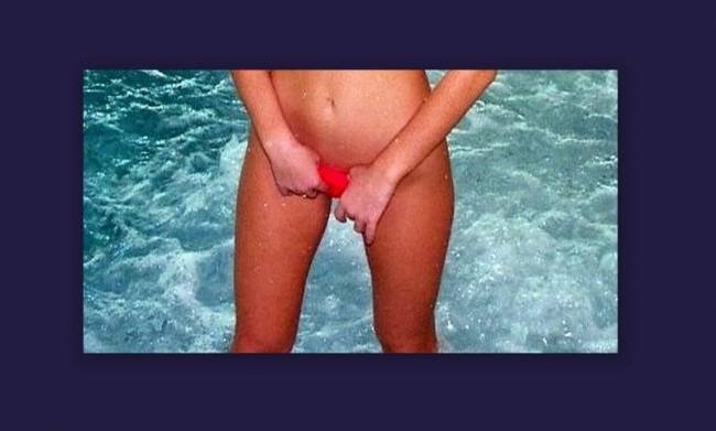Καυτή σύζυγος ποδοσφαιριστή πήγε για spa και την έπιασε φαγούρα
