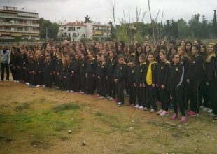 Πρόκριση και φωτογράφιση στο μαγικό οικόπεδο!