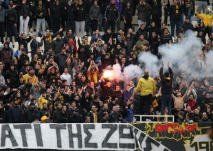 Χορεύοντας στη βροχή… (vids)