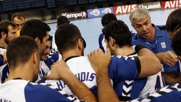 Στο πλευρό της Εθνικής η ομογένεια