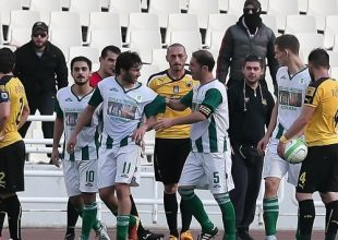 Του πέρασαν τα νεύρα και ζήτησε και φανέλα