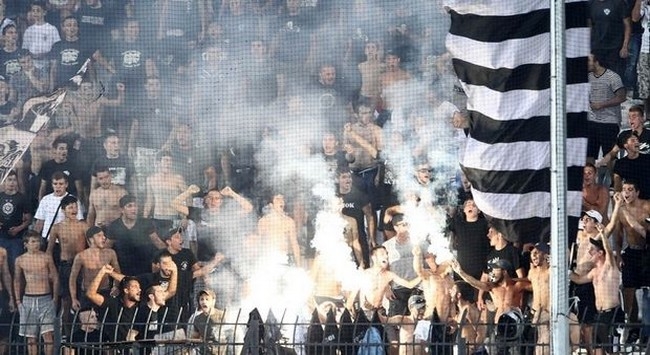Επιτέθηκαν σε τυφλό οπαδό του ΠΑΟΚ!