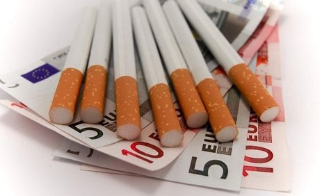 Ακριβαίνουν τσιγάρα και καπνός
