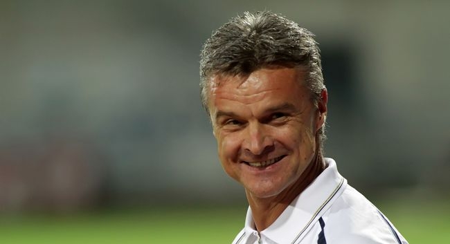 Τέλος ο Βαζέχα από την Καλλιθέα Τέλος ο Βαζέχα από την Καλλιθέα