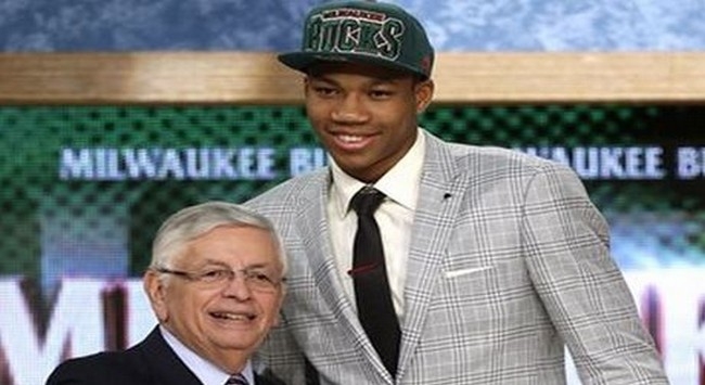 Ο Αντετοκούνμπο στους καλύτερους του 2013! Ο Αντετοκούνμπο στους καλύτερους του 2013!