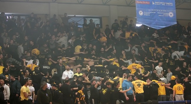 «Βασιλικός» κόσμος! (vids)