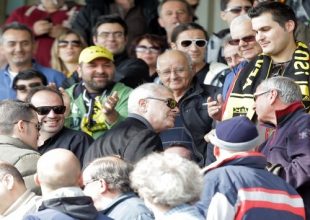‘Έφτασε ευδιάθετος, αποχώρησε εκνευρισμένος