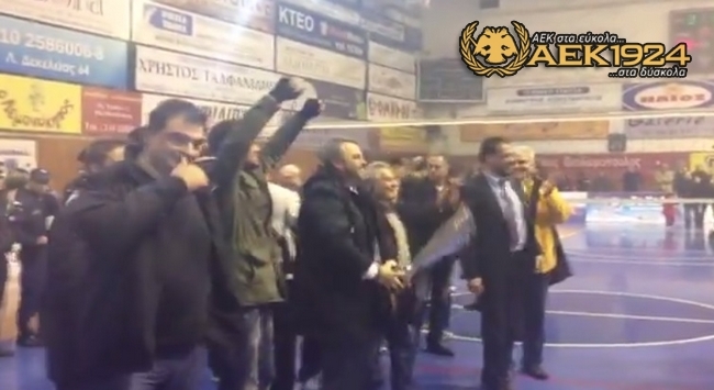 Οι πανηγυρισμοί του προέδρου (vid)