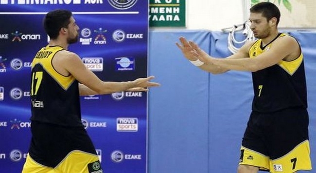 Απάντηση παικτών του Άρη για τα περί “ανταρσίας”