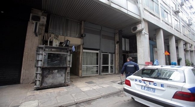 Επίθεση με μολότοφ στο αστυνομικό τμήμα Χαλκηδόνας