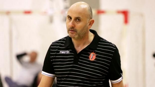 «Να μην χαλαρώσουμε ούτε λεπτό για να κερδίσουμε»