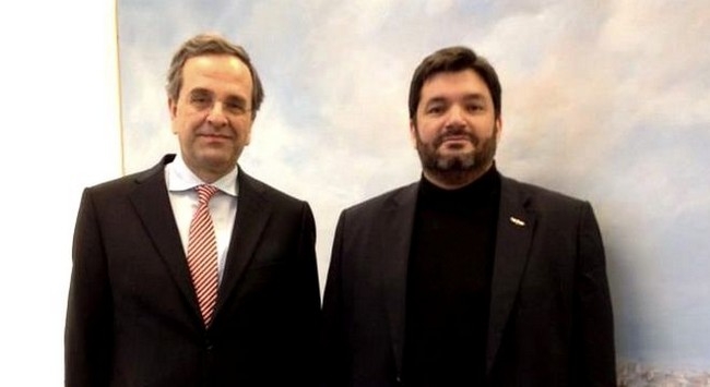 Γκαζάκια στο γραφείο του Φαήλου Κρανιδιώτη Γκαζάκια στο γραφείο του Φαήλου Κρανιδιώτη