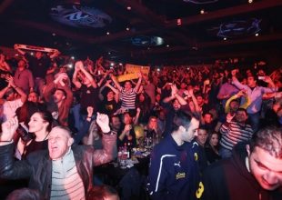Το τσιφτετέλι που άναψε τα αίματα (vid)