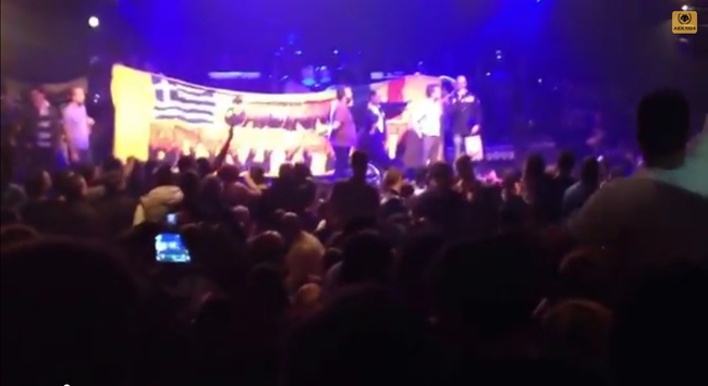 Η βράβευση του Άντον Ντόμπος (vid)