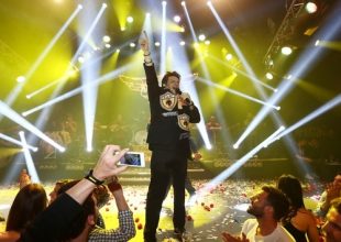 Σείστηκε το Club 22 στον ύμνο της ΑΕΚ! (vids)