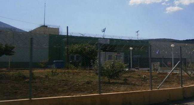 Νεκρός ο ισοβίτης δολοφόνος του υπαρχιφύλακα στις φυλακές Μαλανδρίνου Νεκρός ο ισοβίτης δολοφόνος του υπαρχιφύλακα στις φυλακές Μαλανδρίνου