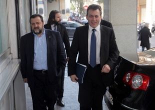 Κρατάει αντίσταση η κυβέρνηση