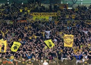 Μάγκικη κερκίδα! (videos)