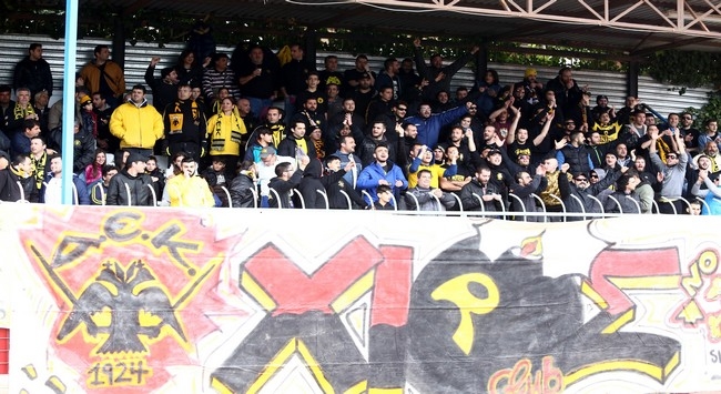 O κόσμος έδωσε πάλι ρεσιτάλ (vid)