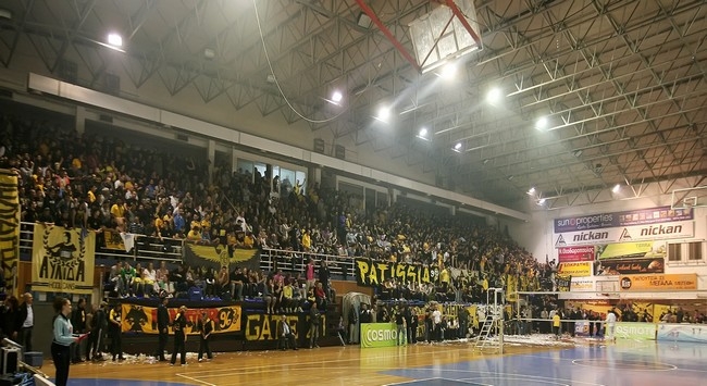 Έτσι το έζησαν στην κερκίδα (vid)