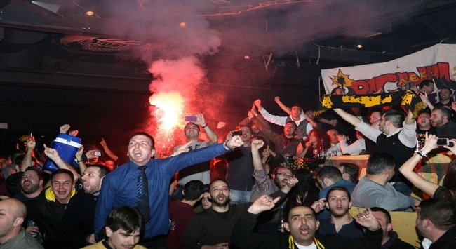 Original βραδιά, Original κερκίδα! (vids)