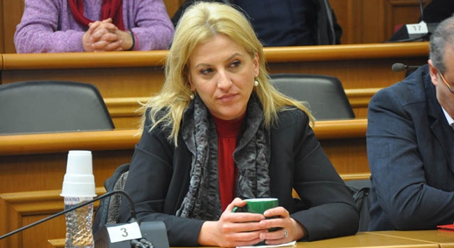Ορκίστηκε βουλευτής στη θέση της Δούρου η Ελένη Αυλωνίτη