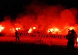 «Μαύρισμα σε όποιον πολεμάει την ΑΕΚ»