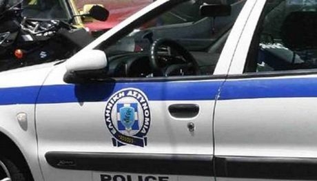 Ανάγκαζαν την 9χρονη κόρη τους να πουλάει χαρτομάντιλα και συνελήφθησαν