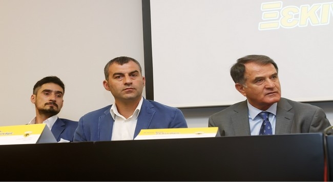 Έχουν μάτια παντού