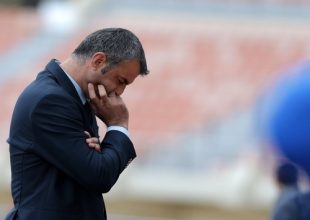 «Ήμασταν τραγικοί, χωρίς πάθος και τσαμπουκά»