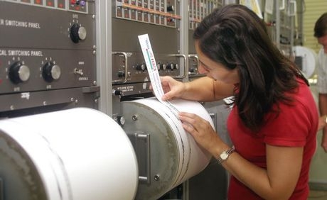 Καμία ανησυχία για τον σεισμό στην Ύδρα Καμία ανησυχία για τον σεισμό στην Ύδρα